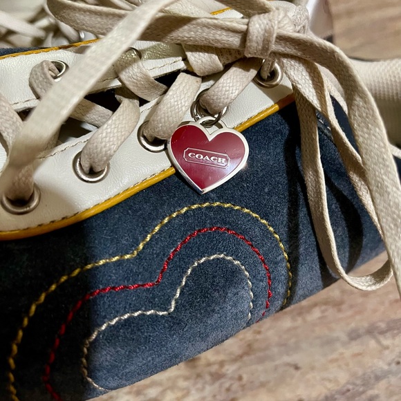 Coach Becka suede shoes with heart charm - Picture 6 of 16